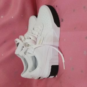 Women's Puma Sneakers